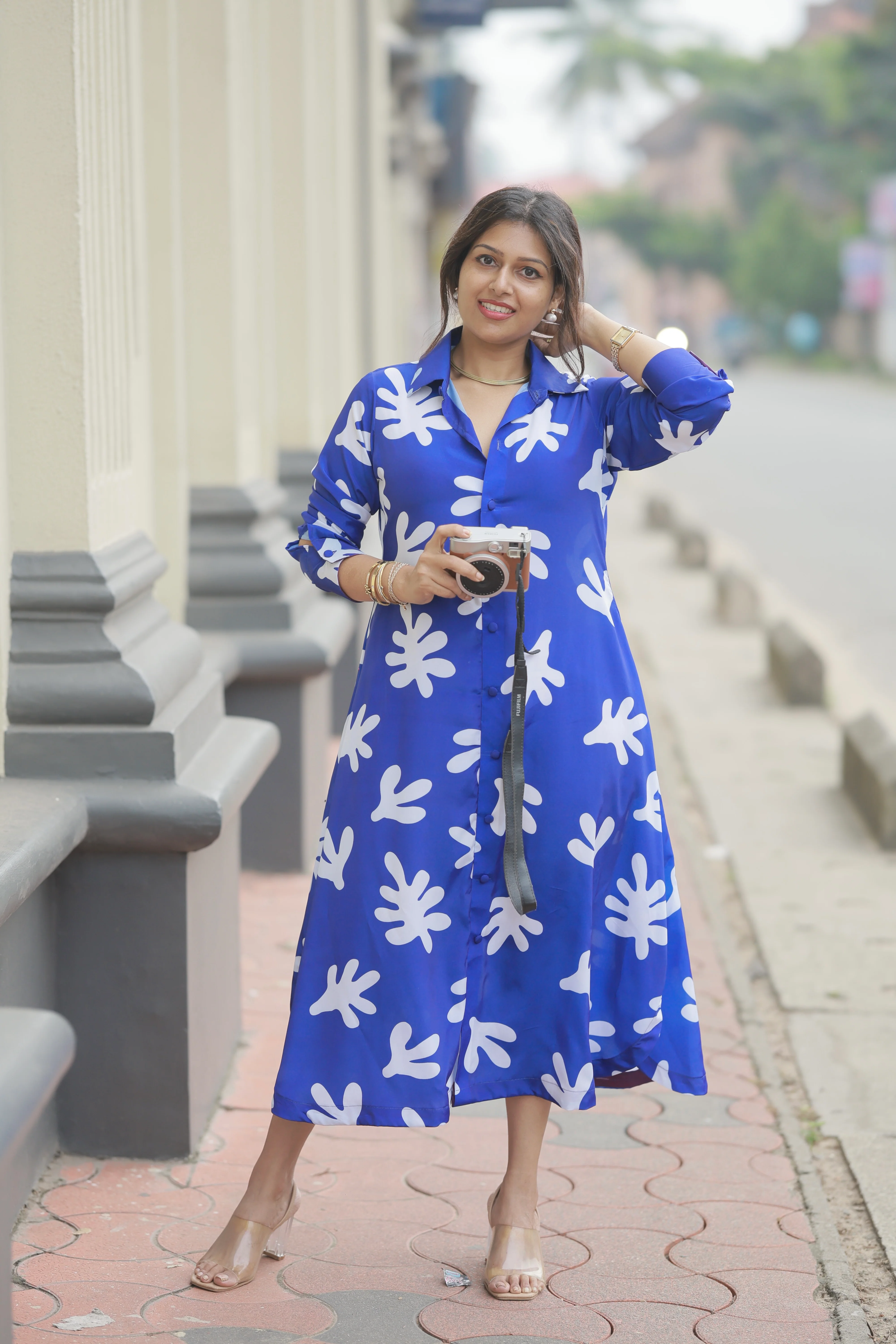 Holy Blue - Image 8